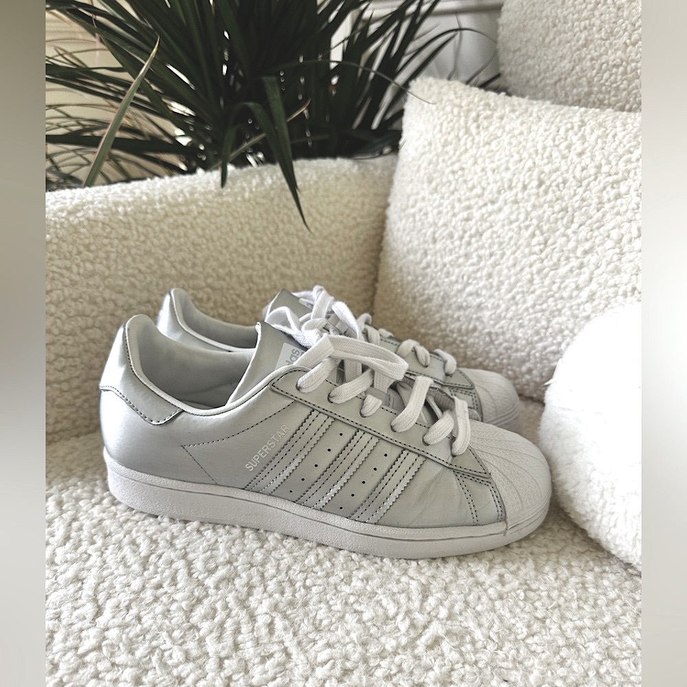 Like NEW Adidas Superstar Metallic Silver and White Sneakers, size 7